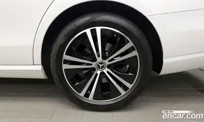 Mercedes-Benz E-Class 2021 2.0 автомат (гидро), миниатюра 7