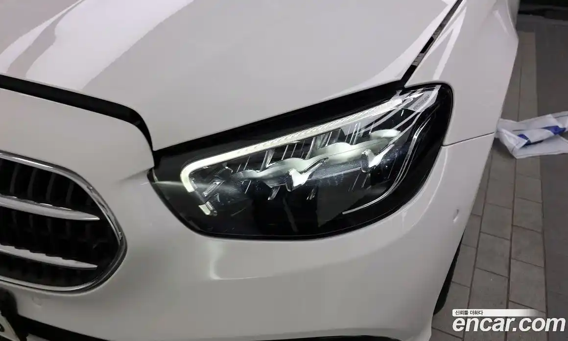 Mercedes-Benz E-Class 2021 2.0 автомат (гидро), фото 8
