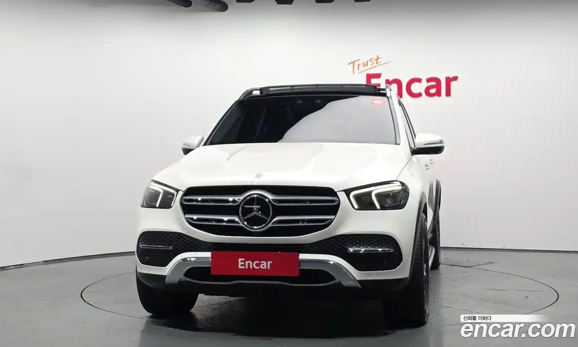 Mercedes-Benz GLE-Class 2022 2.0 гидро, фото 3 Mercedes-Benz GLE-Class 2022 2.0 гидро, фото 3