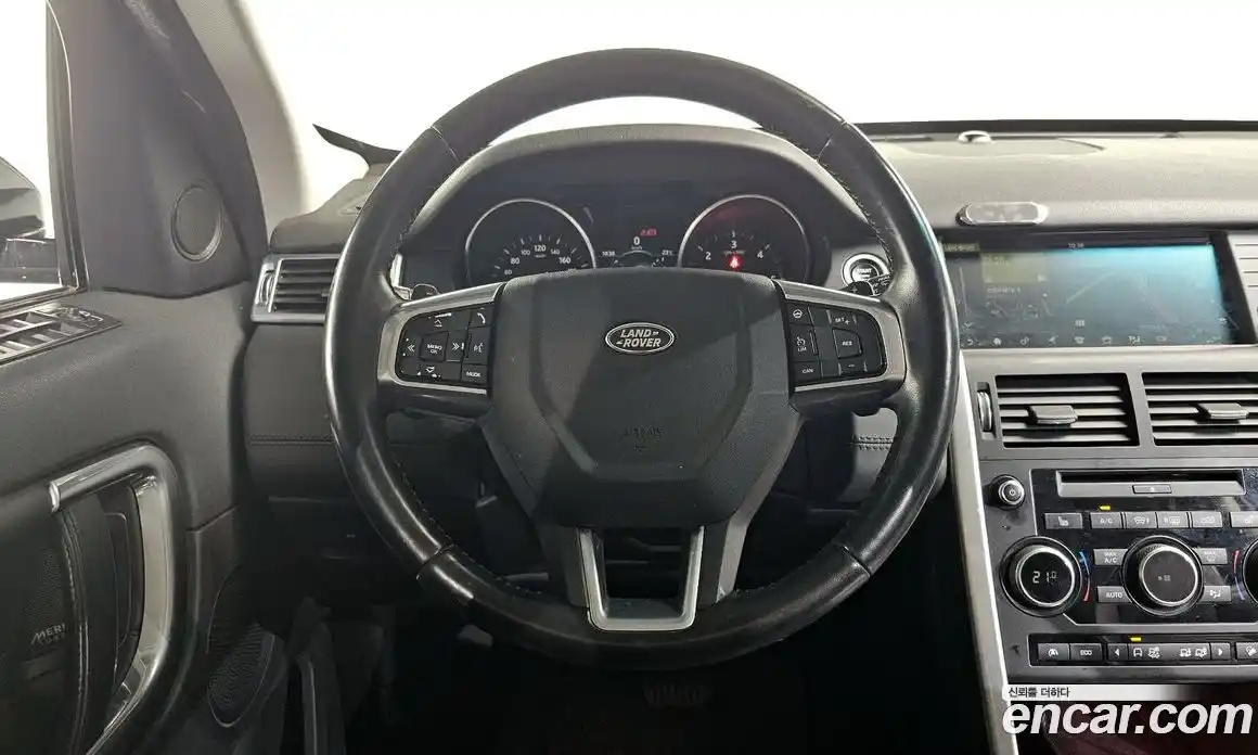 Land Rover Discovery Sport 2017 2.0 автомат (гидро), фото 12