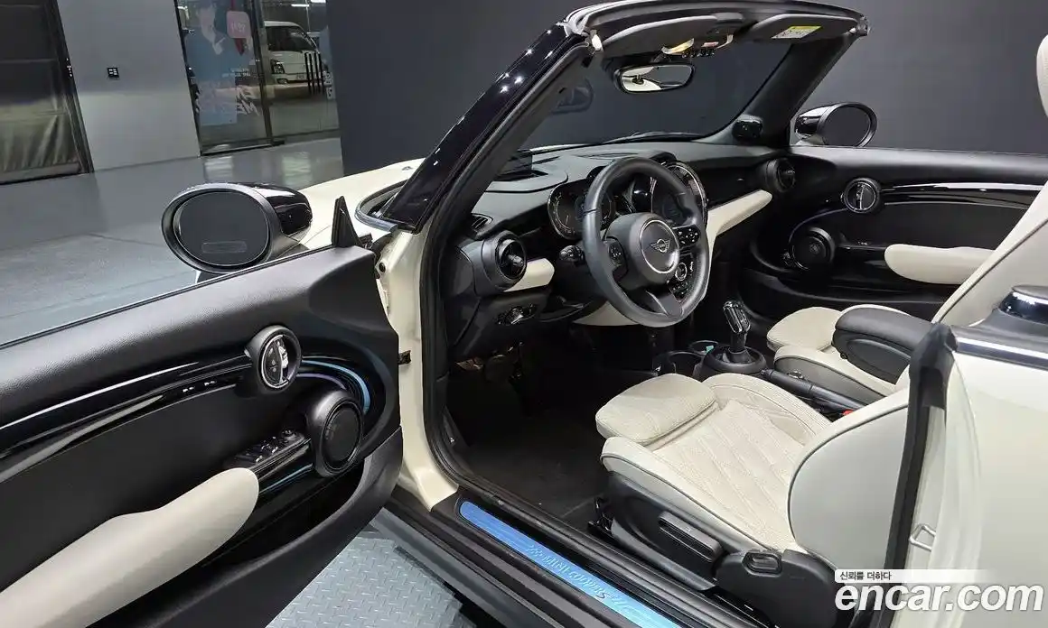 Mini Cooper Convertible 2022 2.0 автомат (гидро), фото 13