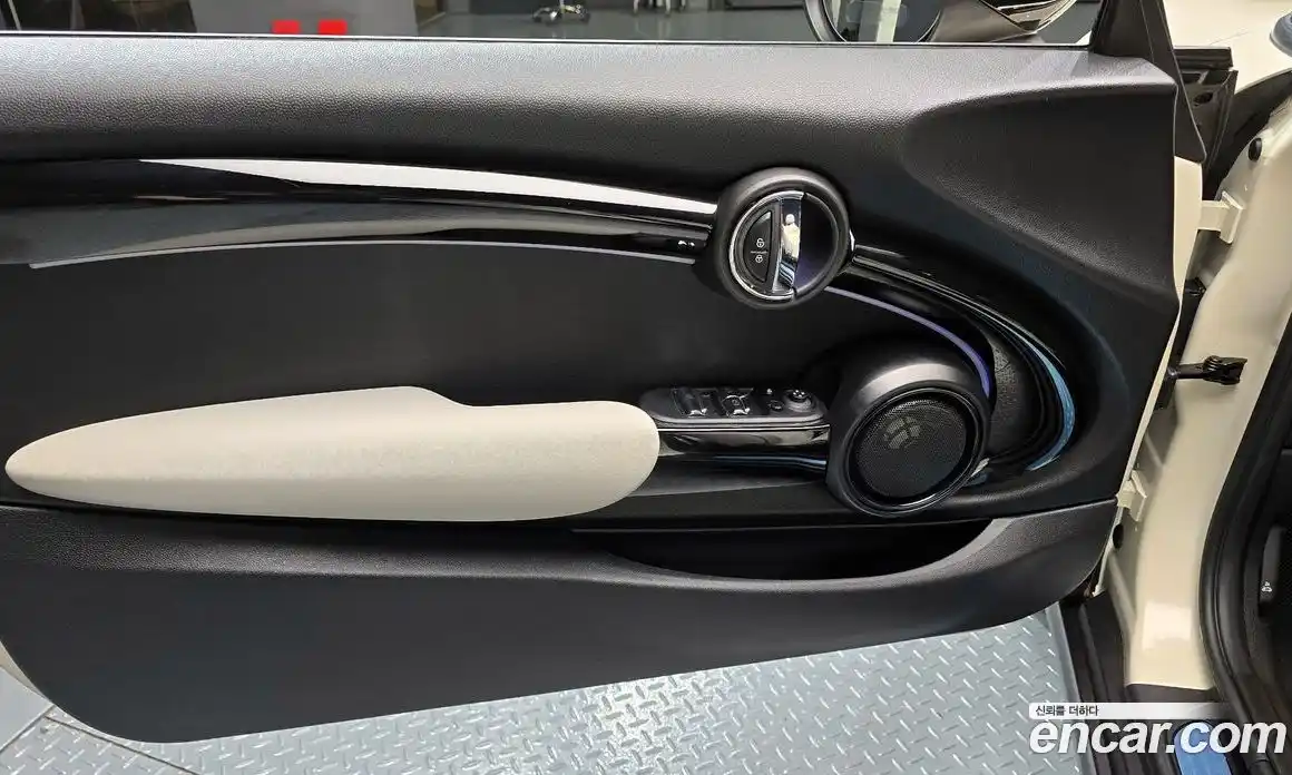 Mini Cooper Convertible 2022 2.0 автомат (гидро), фото 14