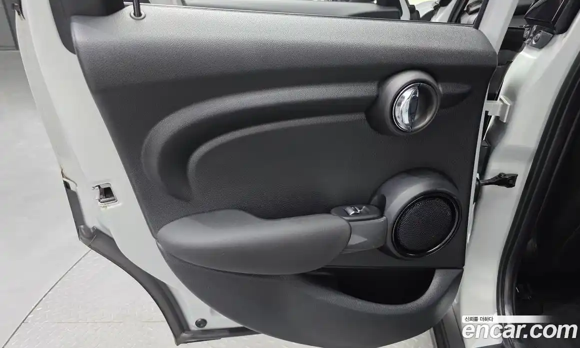 Mini Cooper 2019 1.5 автомат (гидро), фото 15