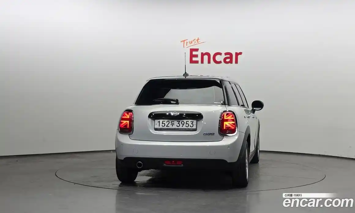 Mini Cooper 2019 1.5 автомат (гидро), фото 4