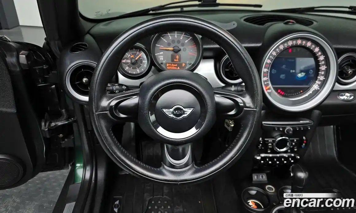 Mini Cooper Convertible 2015 1.6 автомат (гидро), фото 12
