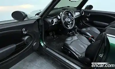 Mini Cooper Convertible 2015 1.6 автомат (гидро), миниатюра 9