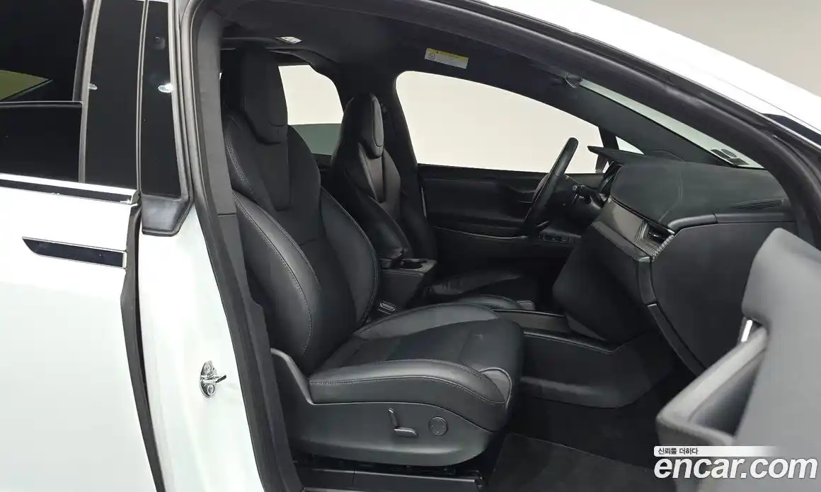 Tesla Model X 2018 0.3 автомат (гидро), фото 17 Tesla Model X 2018 0.3 автомат (гидро), фото 17