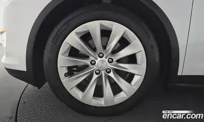 Tesla Model X 2018 0.3 автомат (гидро), миниатюра 5 Tesla Model X 2018 0.3 автомат (гидро), миниатюра 5