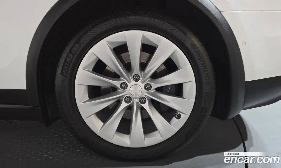 Tesla Model X 2018 0.3 автомат (гидро), фото 7 Tesla Model X 2018 0.3 автомат (гидро), фото 7