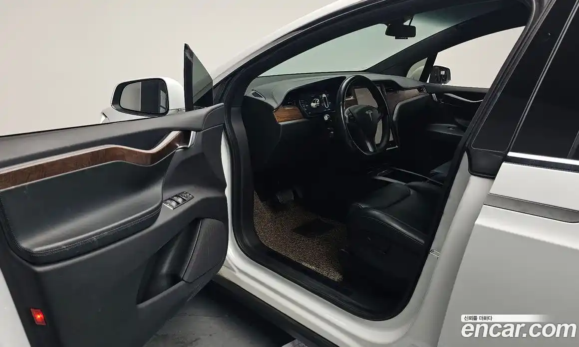 Tesla Model X 2018 0.3 автомат (гидро), фото 13