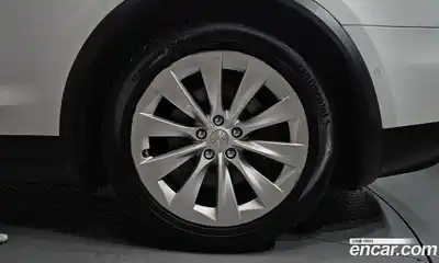 Tesla Model X 2018 0.3 автомат (гидро), миниатюра 7