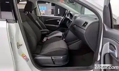 Volkswagen Polo 2015 1.4 автомат (гидро), миниатюра 12