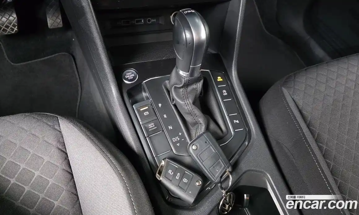 Volkswagen Tiguan 2018 2.0 автомат (гидро), фото 12