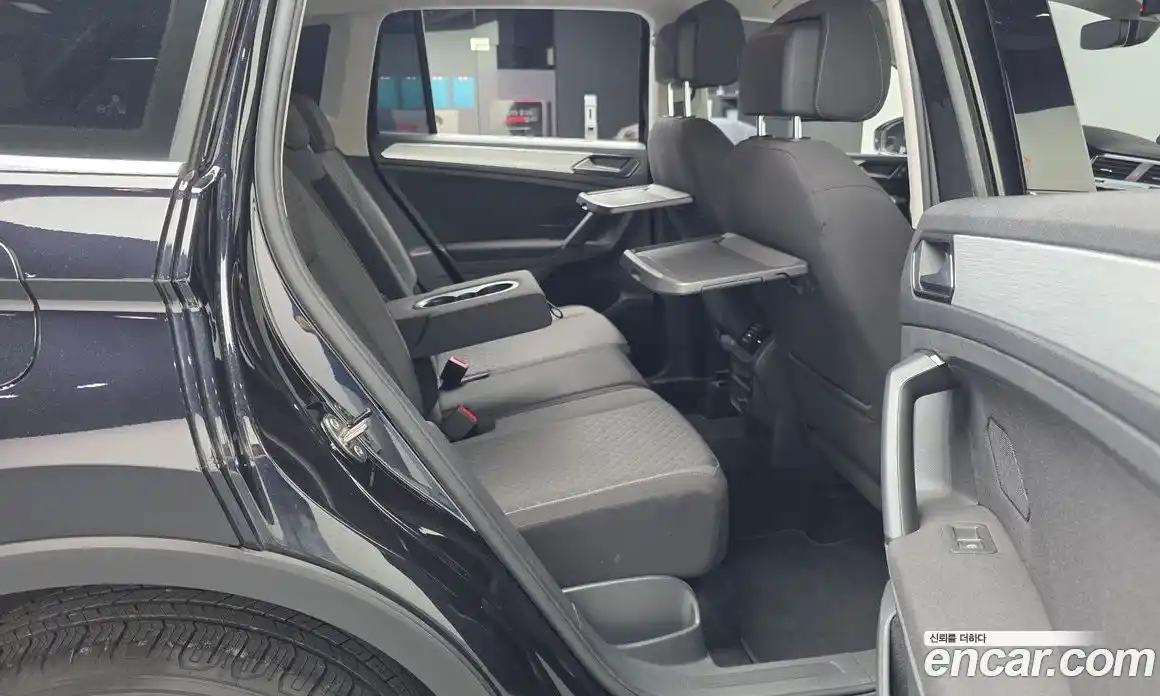 Volkswagen Tiguan 2018 2.0 автомат (гидро), фото 18
