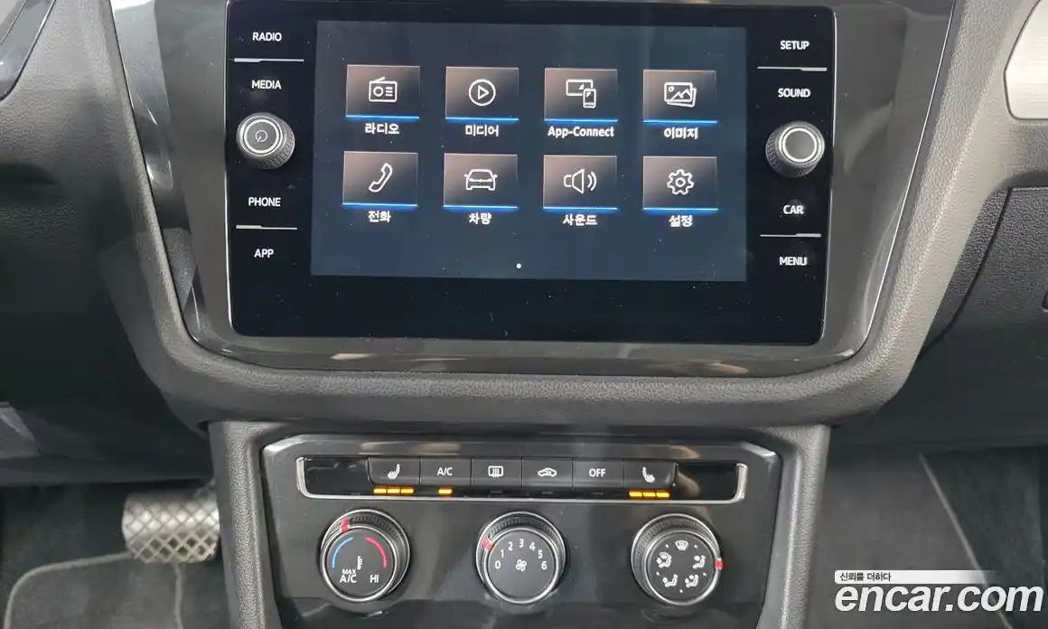 Volkswagen Tiguan 2018 2.0 автомат (гидро), фото 20