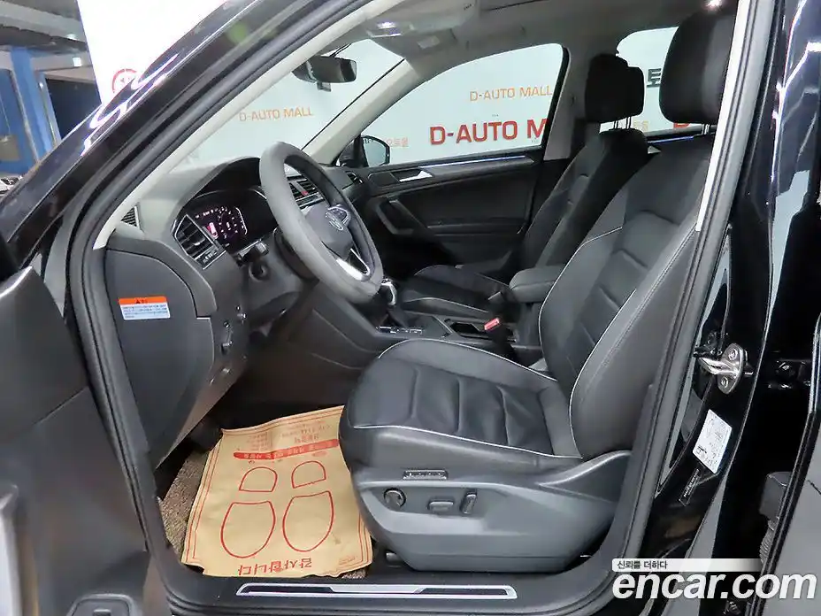 Volkswagen Tiguan 2023 2.0 автомат (гидро), фото 10