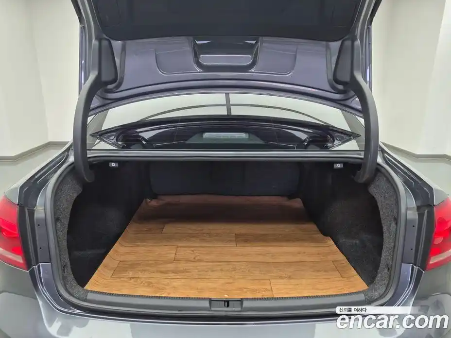 Volkswagen Passat 2013 2.0 автомат (гидро), фото 16 Volkswagen Passat 2013 2.0 автомат (гидро), фото 16