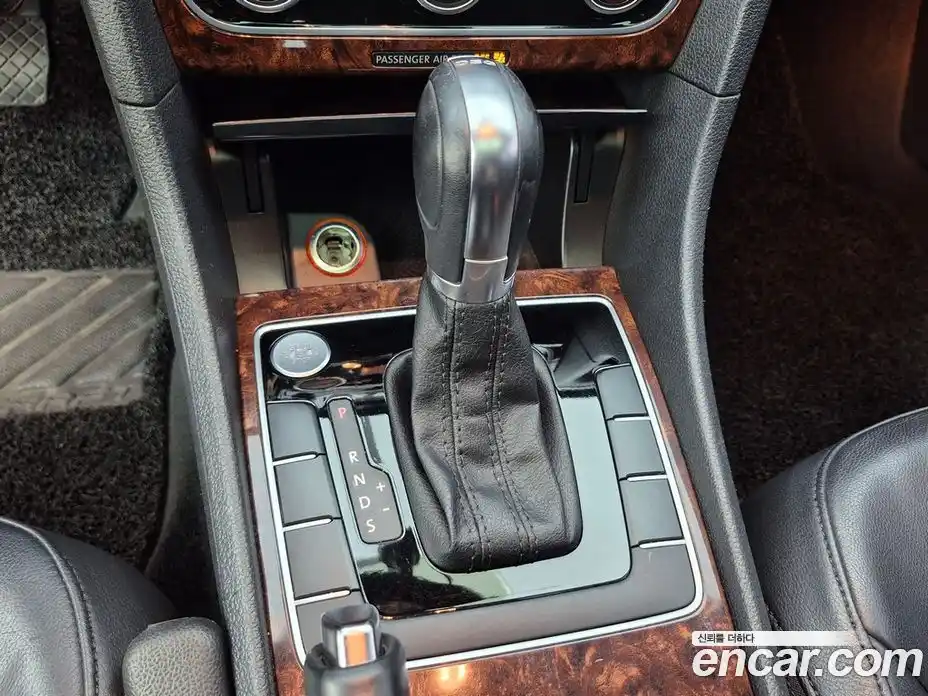 Volkswagen Passat 2013 2.0 автомат (гидро), фото 9 Volkswagen Passat 2013 2.0 автомат (гидро), фото 9