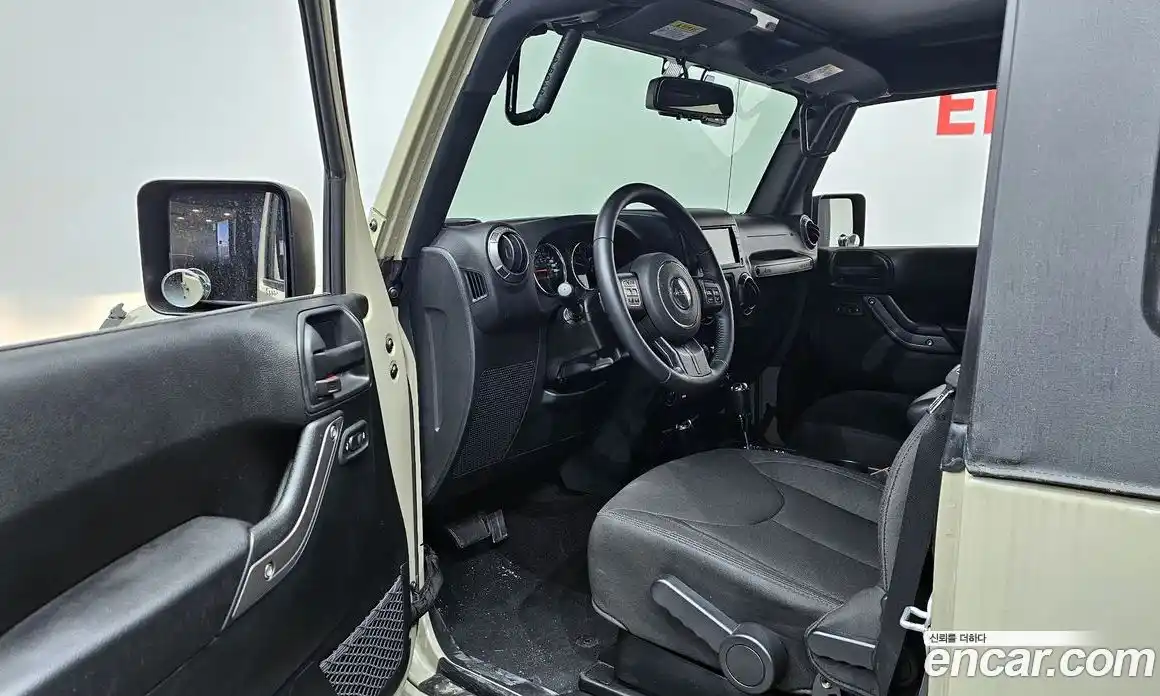Jeep Wrangler 2017 3.6 автомат (гидро), фото 13