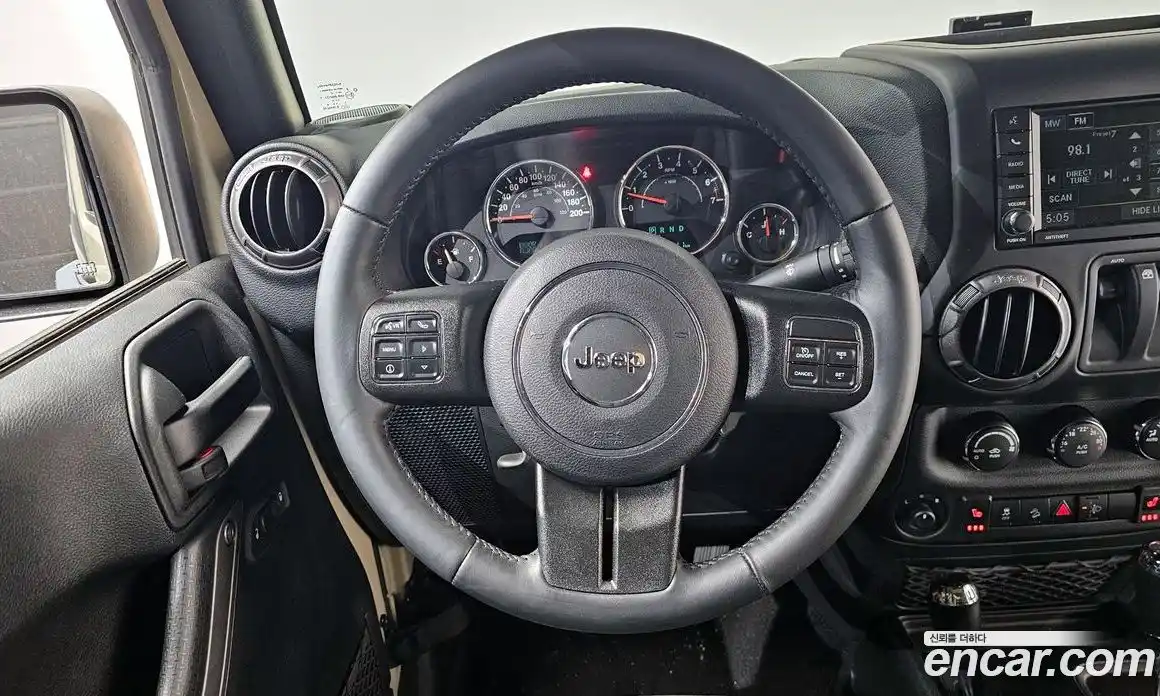 Jeep Wrangler 2017 3.6 автомат (гидро), фото 18