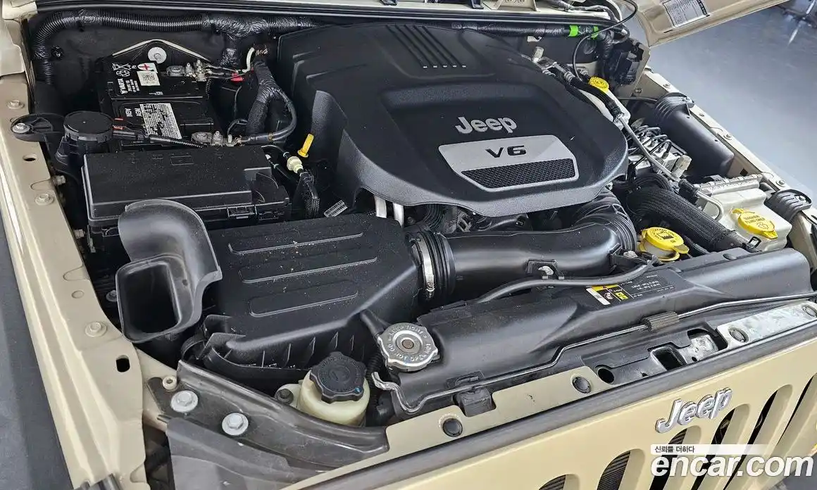 Jeep Wrangler 2017 3.6 автомат (гидро), фото 6