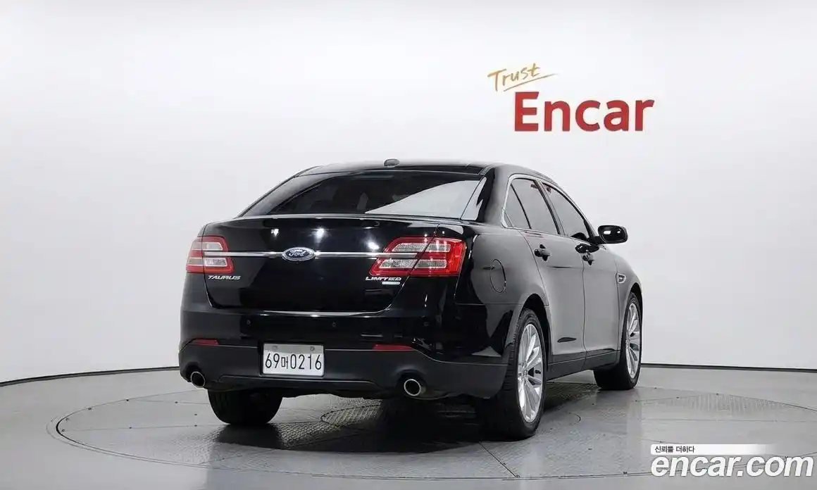 Ford Taurus 2016 2.0 автомат (гидро), фото 4