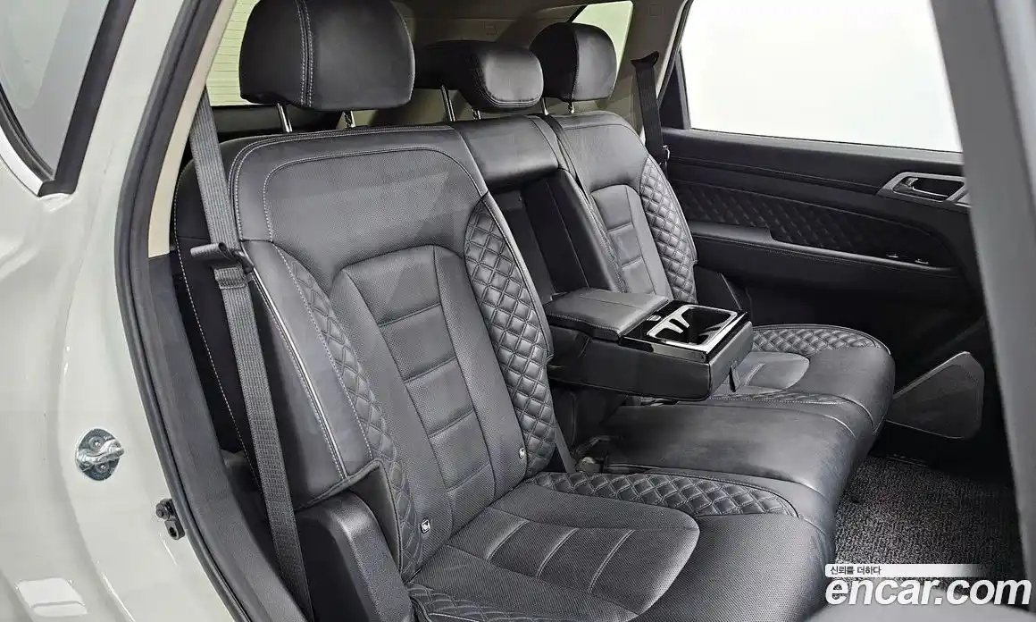 SsangYong Rexton 2022 2.2 автомат (гидро), фото 12