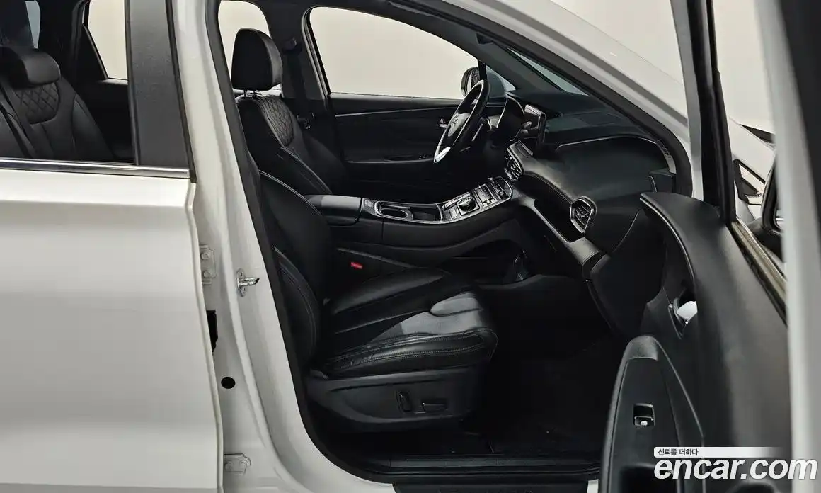 Hyundai Santa Fe 2023 2.2 автомат (гидро), фото 11
