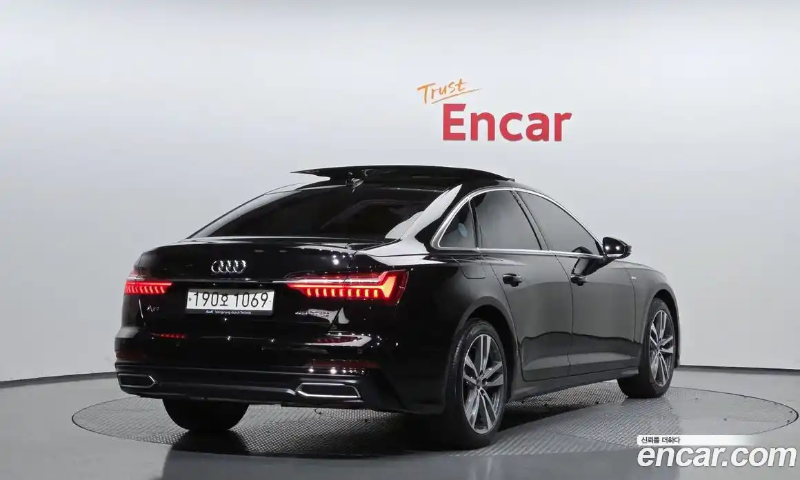Audi A6 2021 2.0 автомат (гидро), фото 2