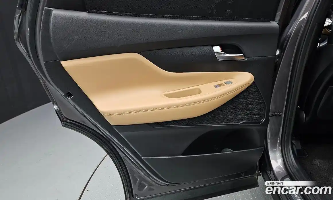 Hyundai Santa Fe 2022 2.2 автомат (гидро), фото 15