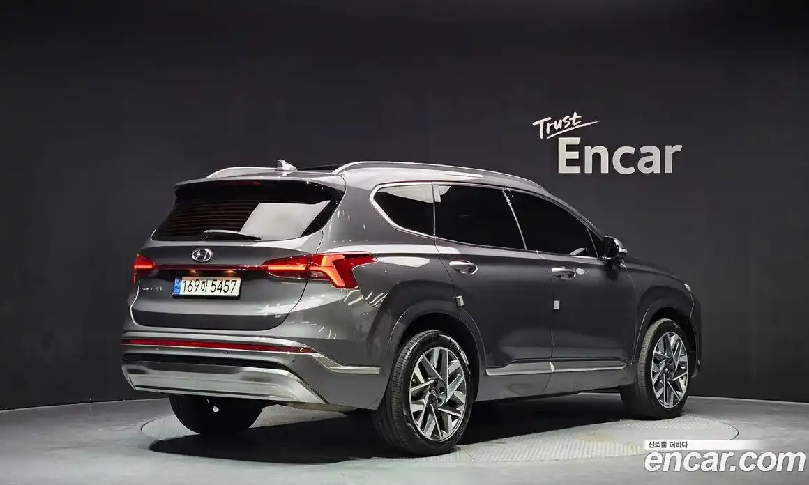 Hyundai Santa Fe 2022 2.2 автомат (гидро), фото 2