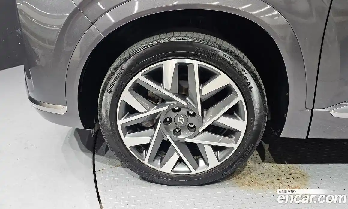 Hyundai Santa Fe 2022 2.2 автомат (гидро), фото 5