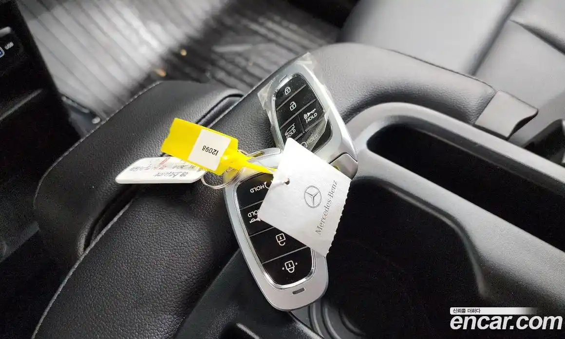 Hyundai Staria 2024 2.2 автомат (гидро), фото 13
