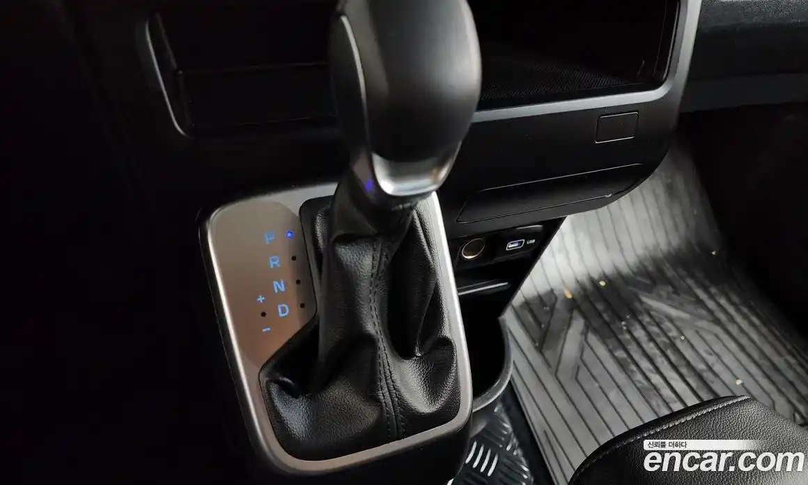 Hyundai Staria 2024 2.2 автомат (гидро), фото 9