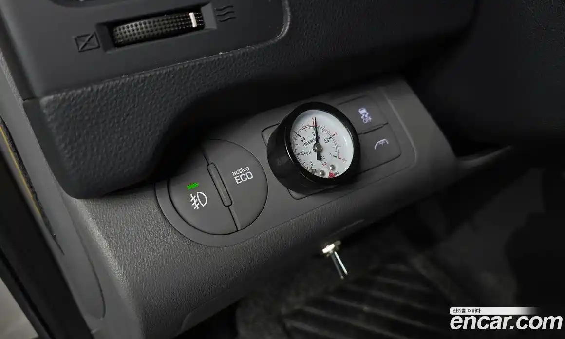 Hyundai Starex 2019 2.5 автомат (гидро), фото 13
