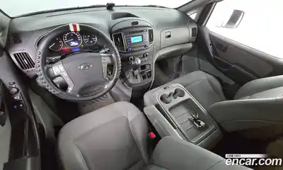 Hyundai Starex 2019 2.5 автомат (гидро), миниатюра 7