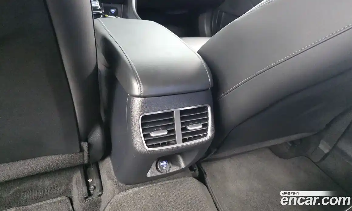 Hyundai Sonata 2023 2.0 автомат (гидро), фото 31