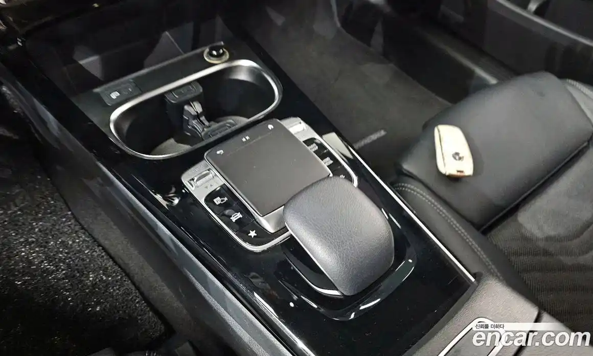 Mercedes-Benz A-Class 2019 2.0 гидро, фото 17 Mercedes-Benz A-Class 2019 2.0 гидро, фото 17
