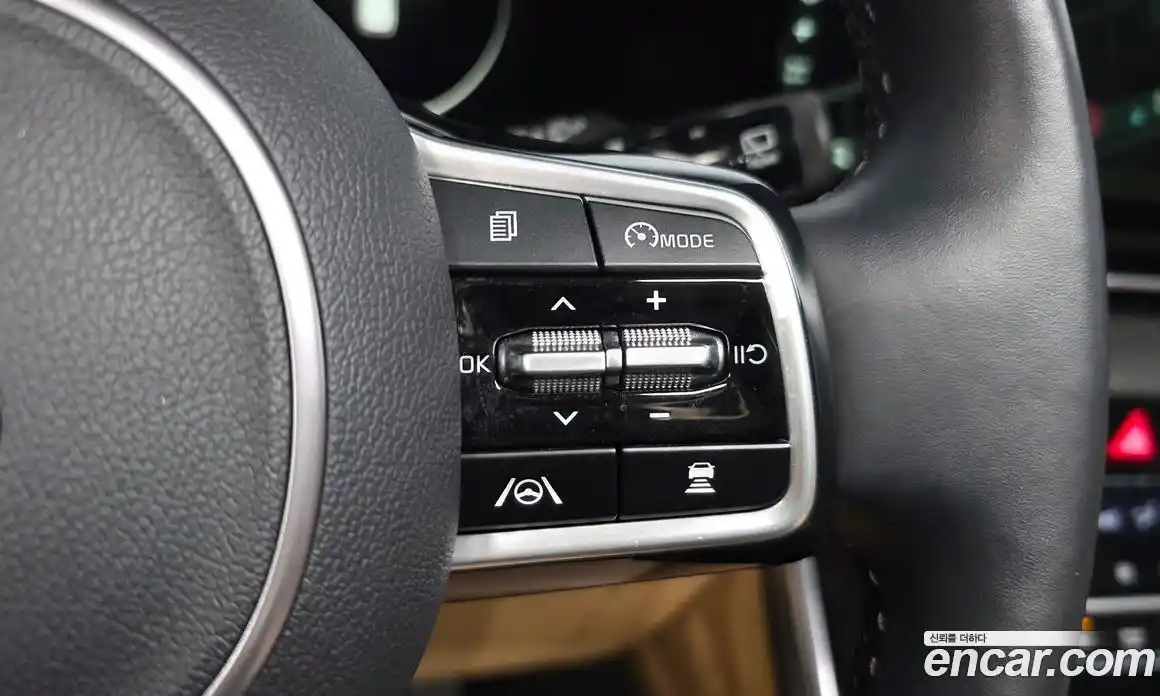 Kia Carnival 2021 2.2 автомат (гидро), фото 32