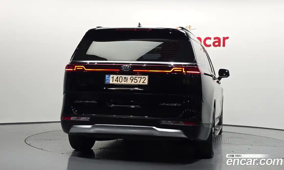 Kia Carnival 2021 2.2 автомат (гидро), фото 4