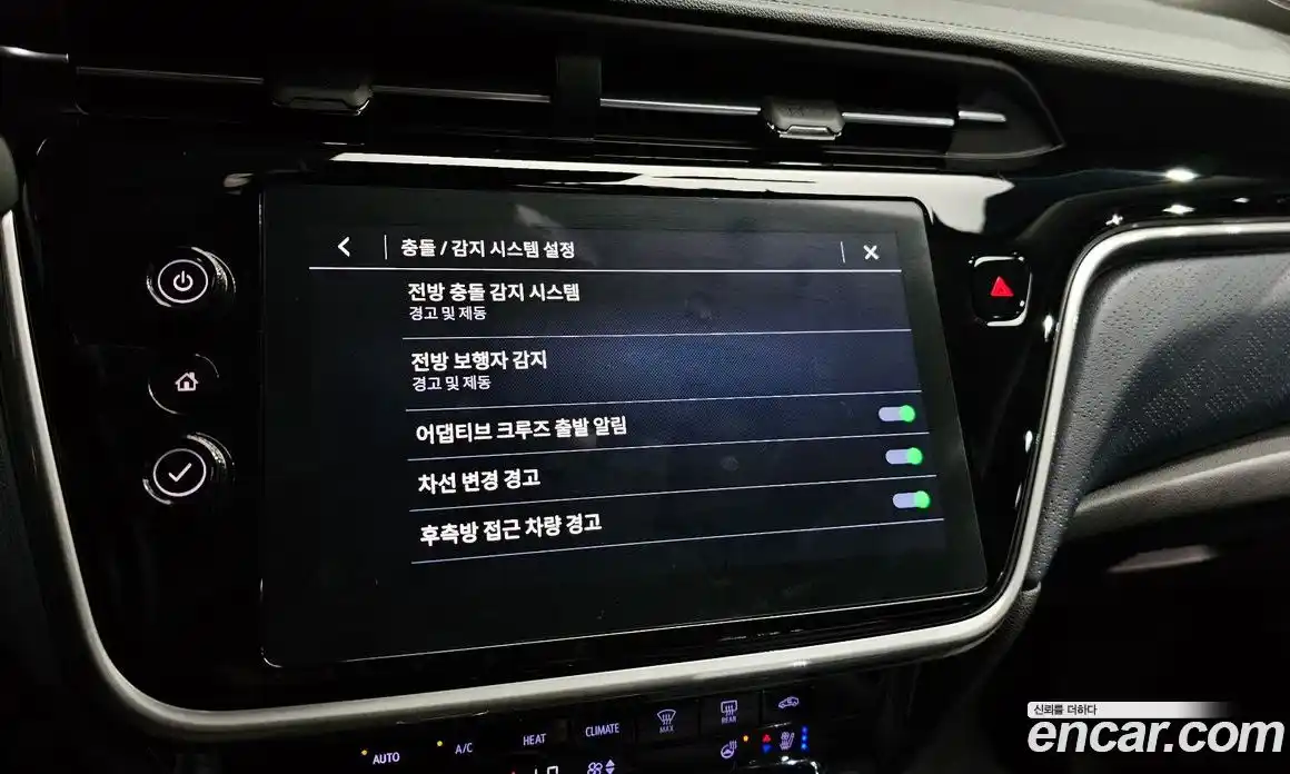 Chevrolet 볼트 EUV 2022 0.2 автомат (гидро), фото 18