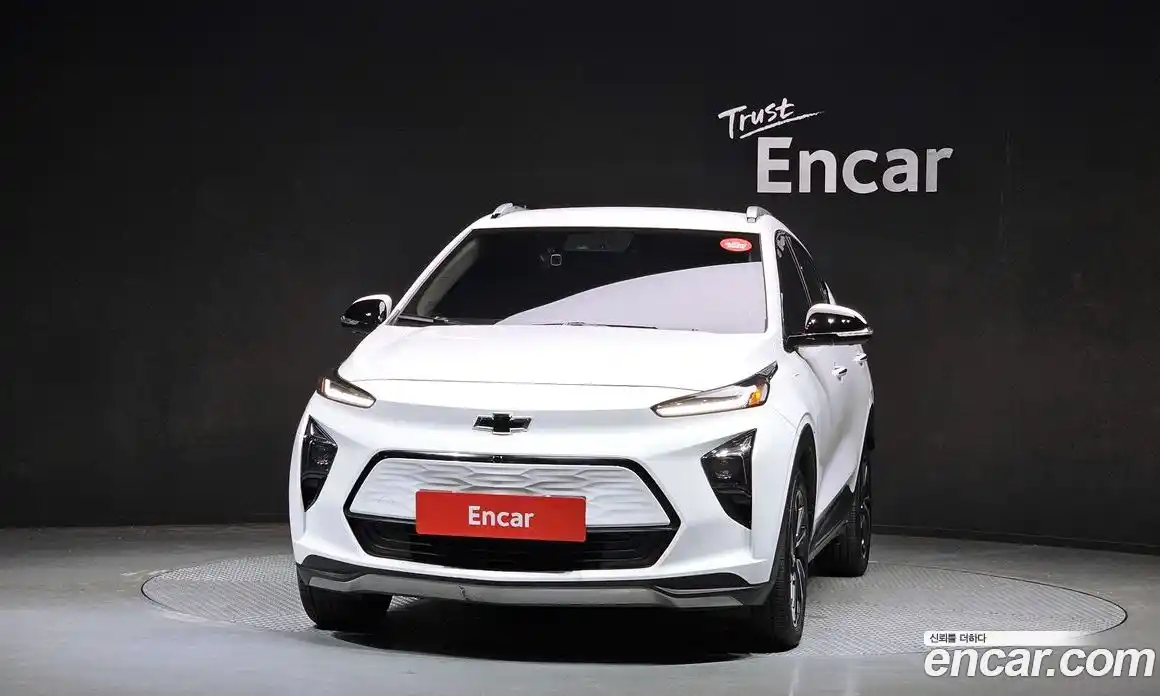 Chevrolet 볼트 EUV 2022 0.2 автомат (гидро), фото 3