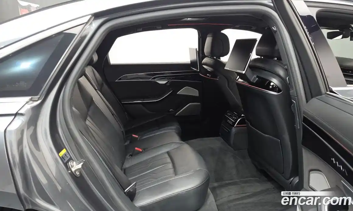 Audi A8 2019 3.0 автомат (гидро), фото 17
