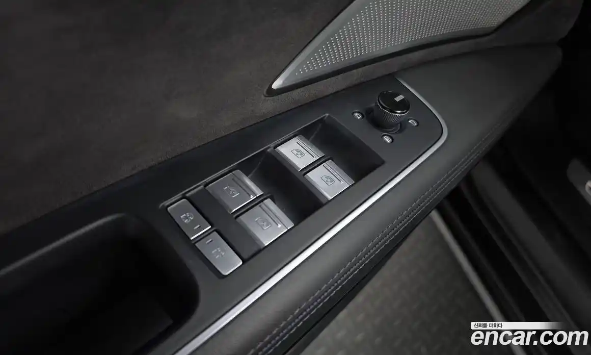 Audi A8 2019 3.0 автомат (гидро), фото 39
