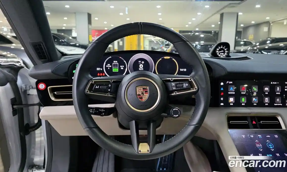 Porsche Taycan 2025 0.1 автомат (гидро), фото 11