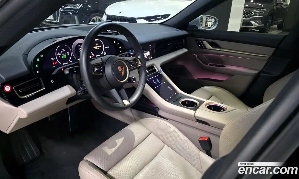 Porsche Taycan 2025 0.1 автомат (гидро), фото 9