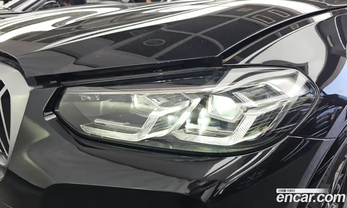 BMW X3 2023 2.0 автомат (гидро), фото 8
