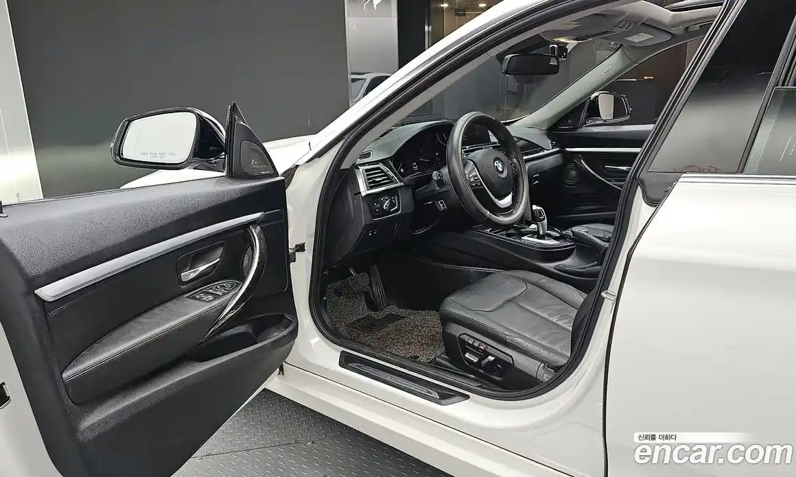 BMW 3 серия 2020 2.0 автомат (гидро), фото 13