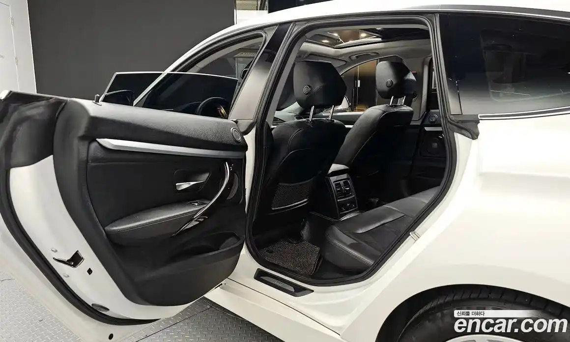 BMW 3 серия 2020 2.0 автомат (гидро), фото 18