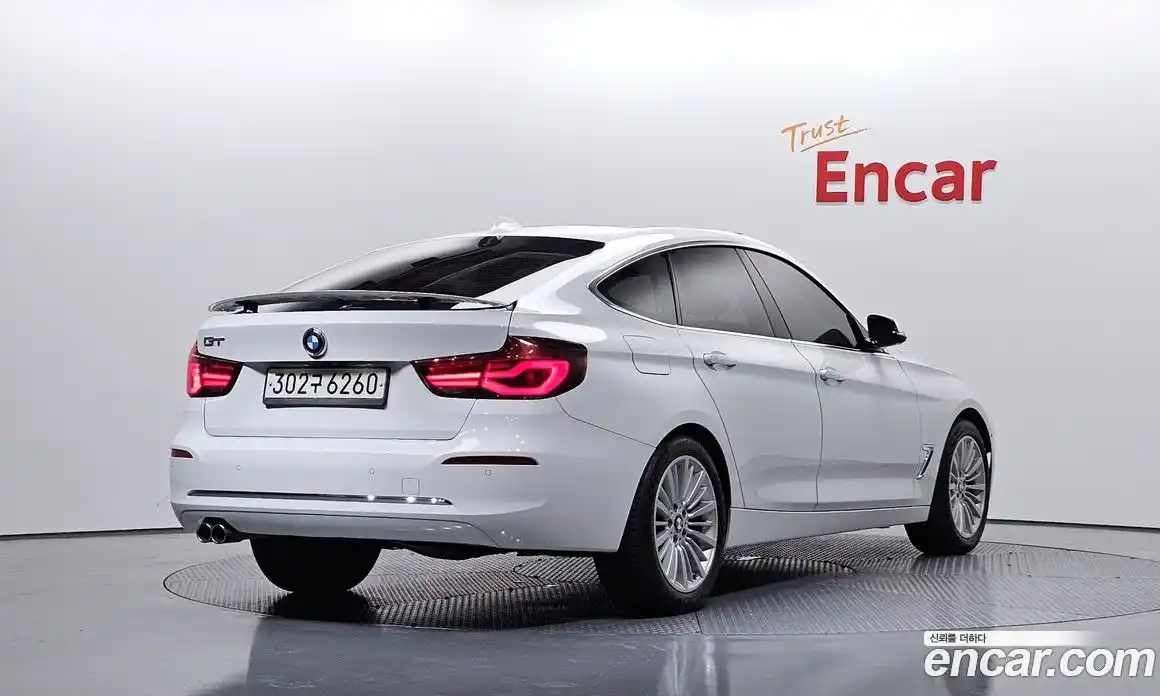 BMW 3 серия 2020 2.0 автомат (гидро), фото 2